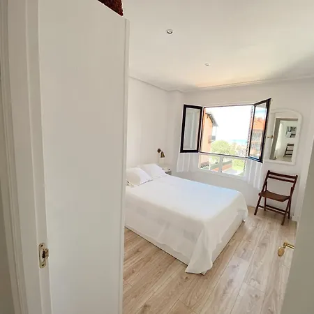 Nuria Appartement *