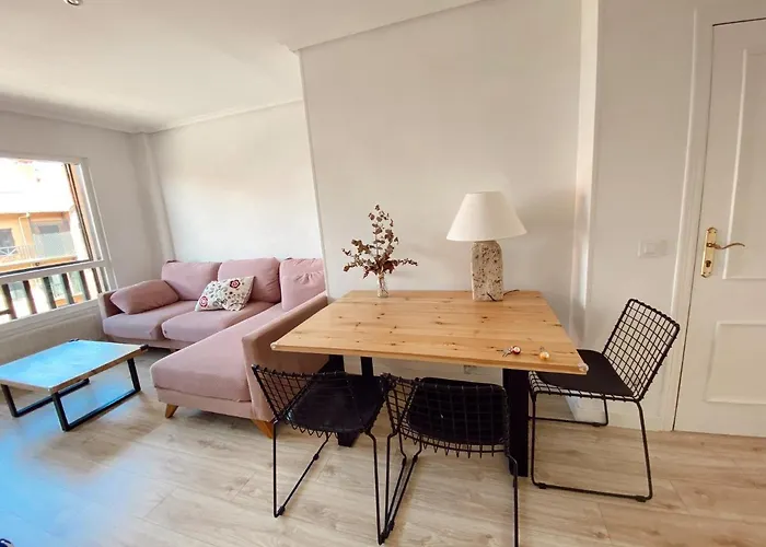 Nuria Appartement Comillas